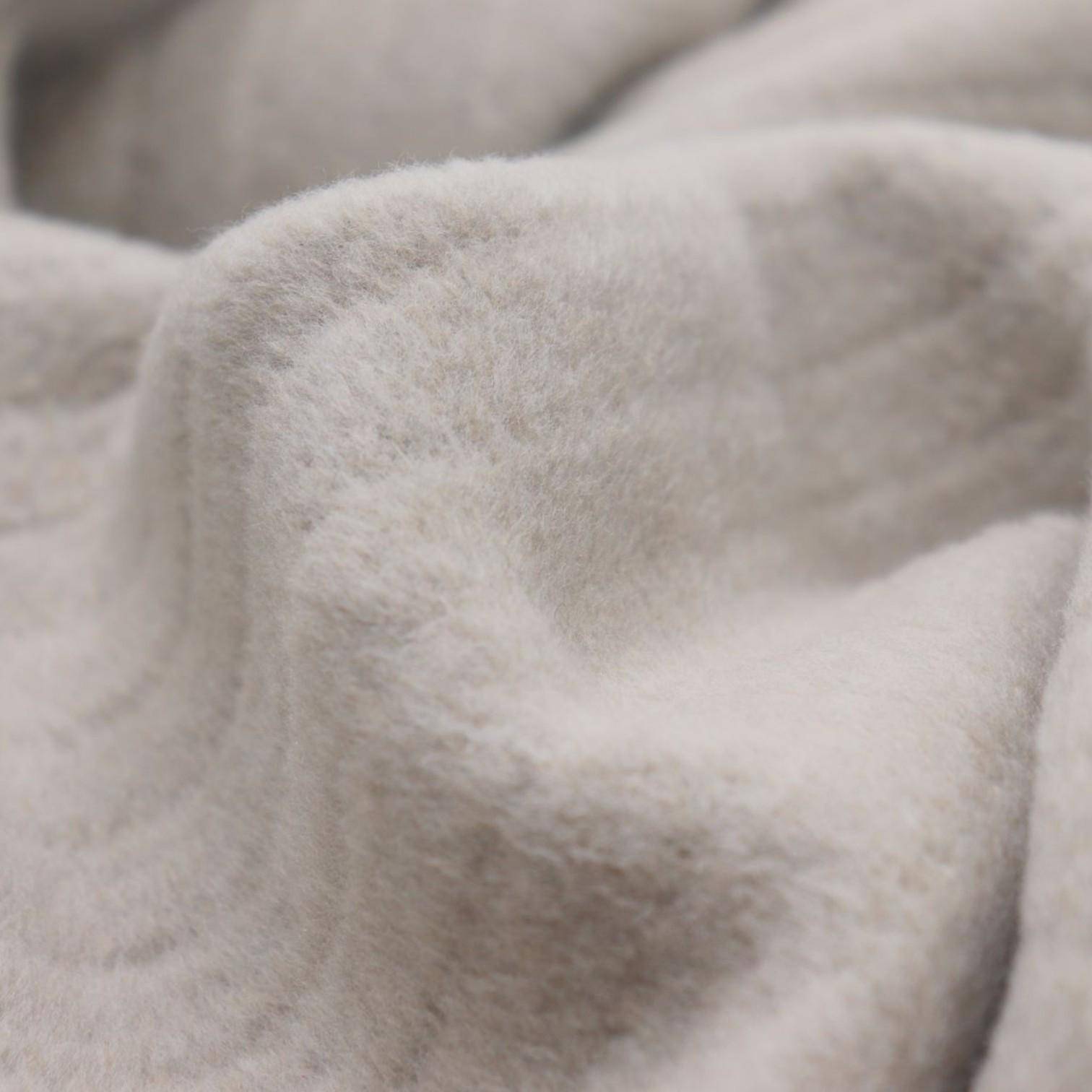 Biederlack Wohn- und Kuscheldecke Feel Taupe 150 x 200 cm