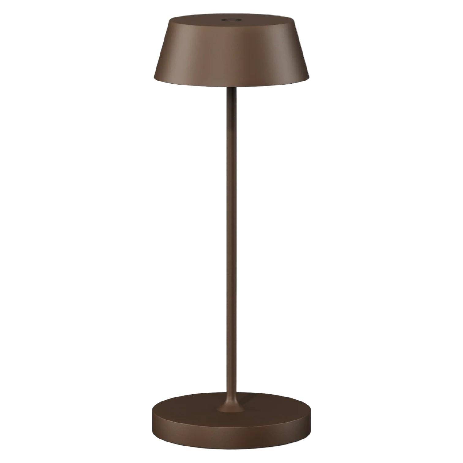 QOOZII Malta LED Tischlampe als Freisteller. Moderne kabellose Akku-Tischlampe für Garten, Terrasse, Balkon und Wohnbereich mit zeitlosem Design.