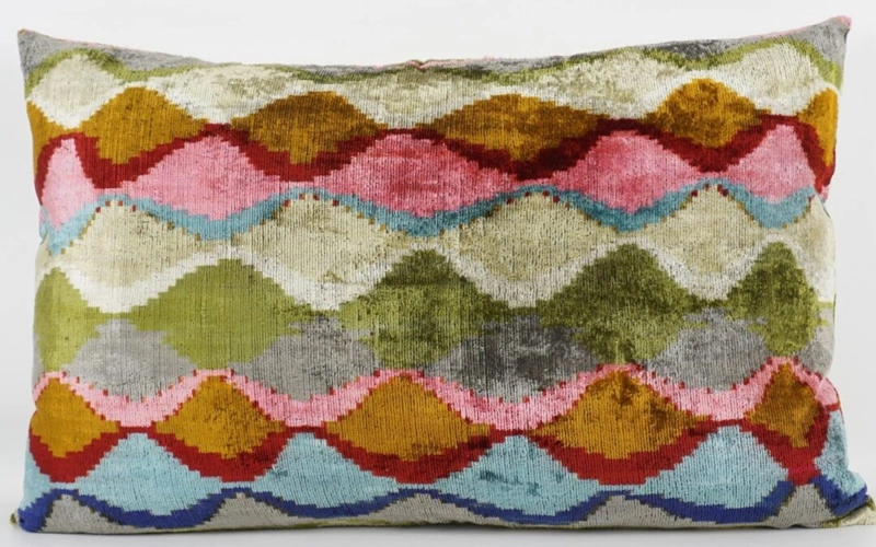 Thanks A LOT Kissenhülle Silk-Velvet Wave Motion Multi 40 x 60 cm