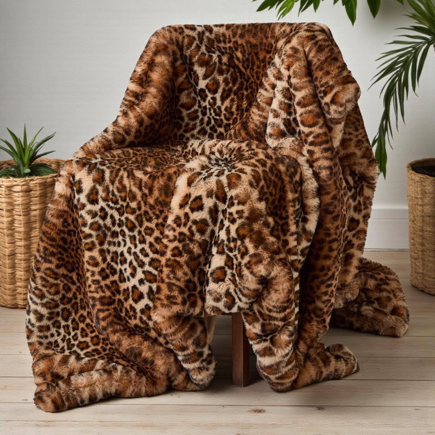 Skinnwille Plaid Leo Brown L 140 x 220 cm