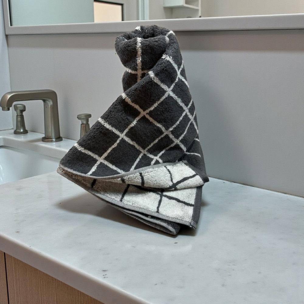 Cawö Frottiertuchserie Atelier 6241 Basalt Duschtuch 70 x 140 cm