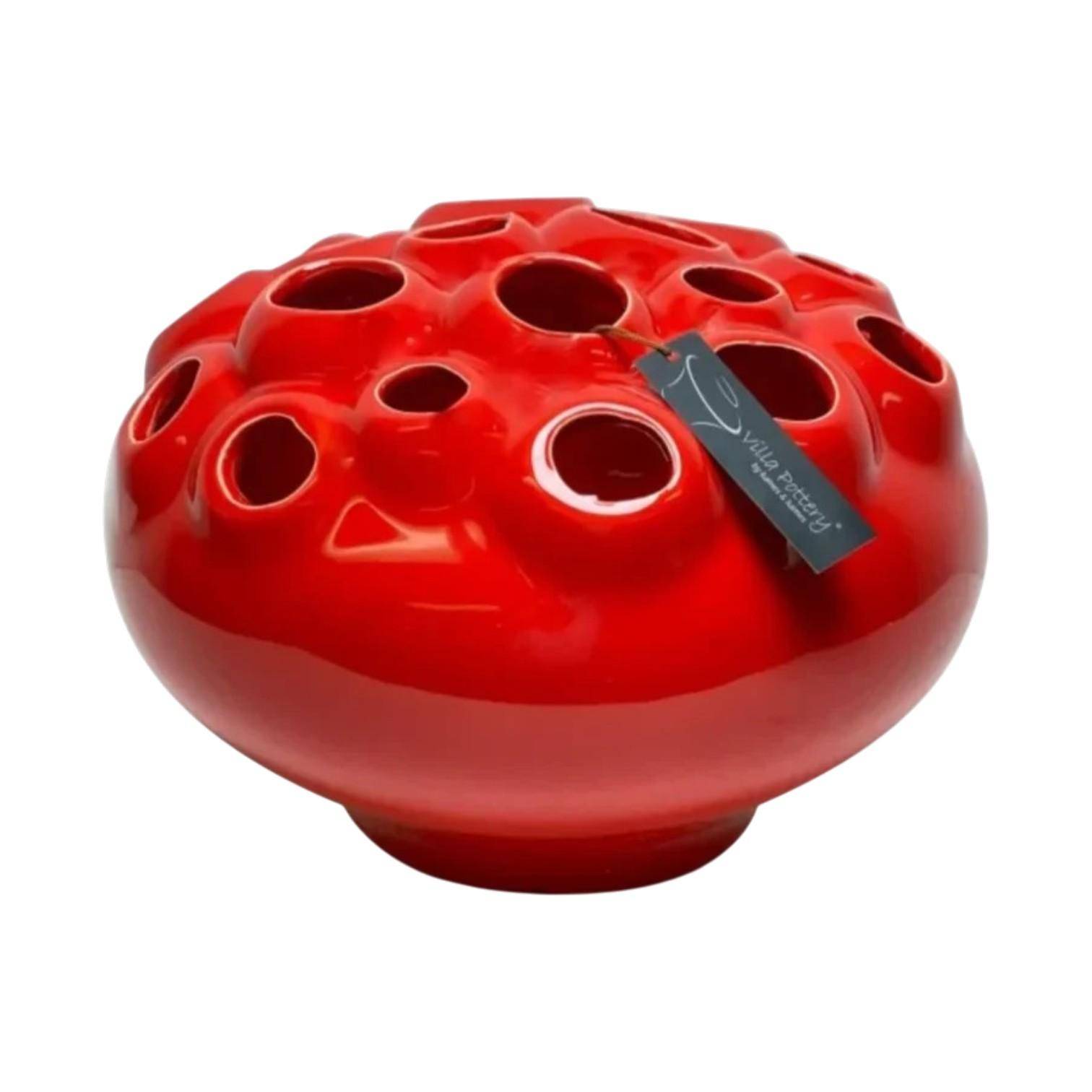 Luimes Vase in Rot, flache runde Form mit strukturierter Oberfläche und mehreren Öffnungen, Ø 30 cm, Höhe 22 cm  