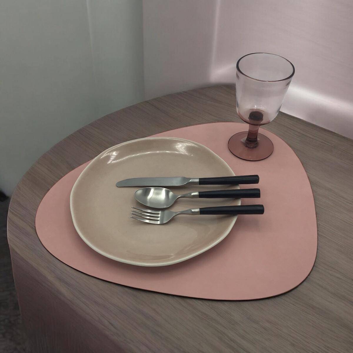 Lind DNA Tischset Curve L Rose Nupo in 37 x 44 cm