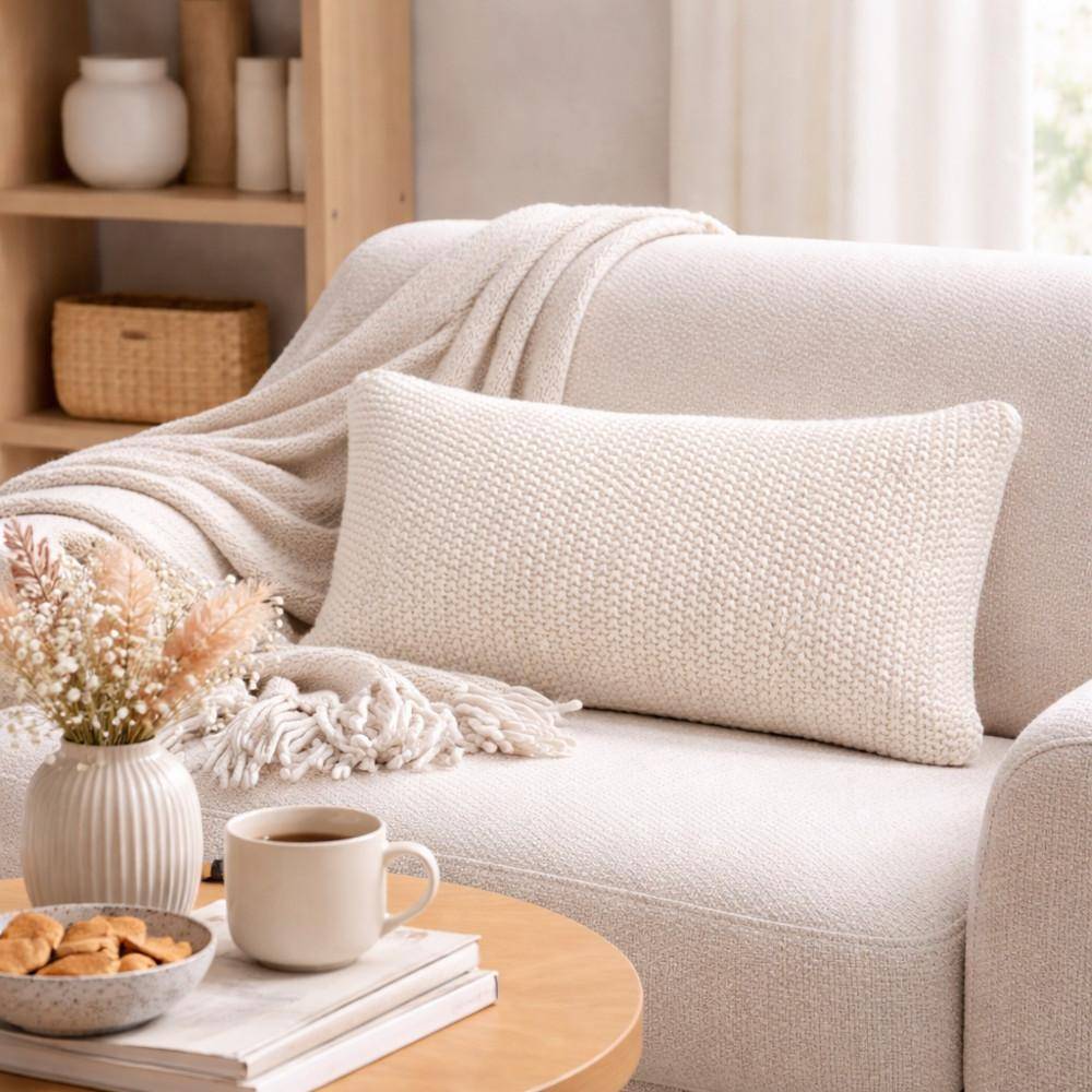 Marc O Polo Dekokissen Nordic Knit Off White 30x60 cm aus Bio Baumwolle im Strickdesign in hellem Naturton