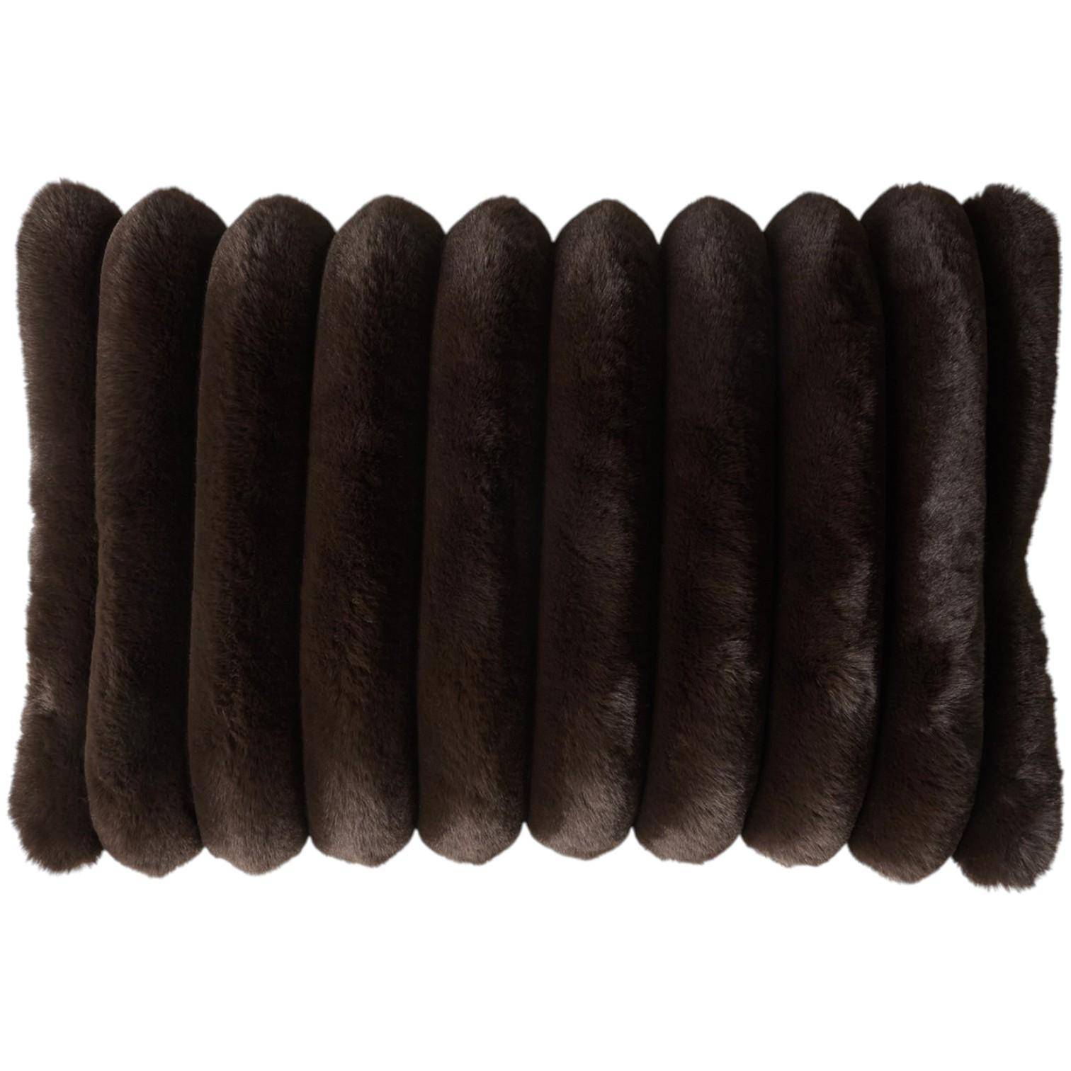 Skinnwille Dekokissen Liny in Brown mit breiten, weichen Kunstfell-Streifen in 40 x 60 cm – modernes Sofakissen für stilvolle Wohnräume.