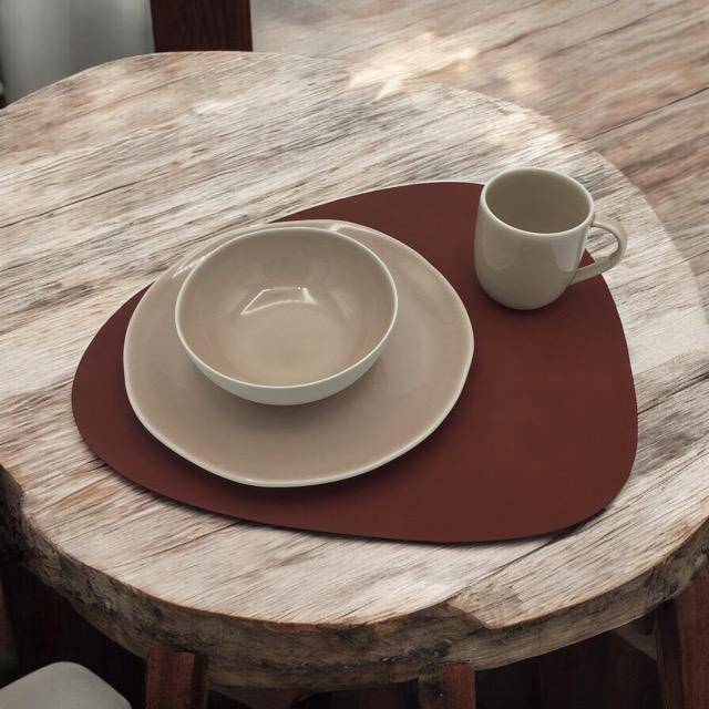 Lind DNA Tischset Curve L Sienna Nupo in 37 x 44 cm