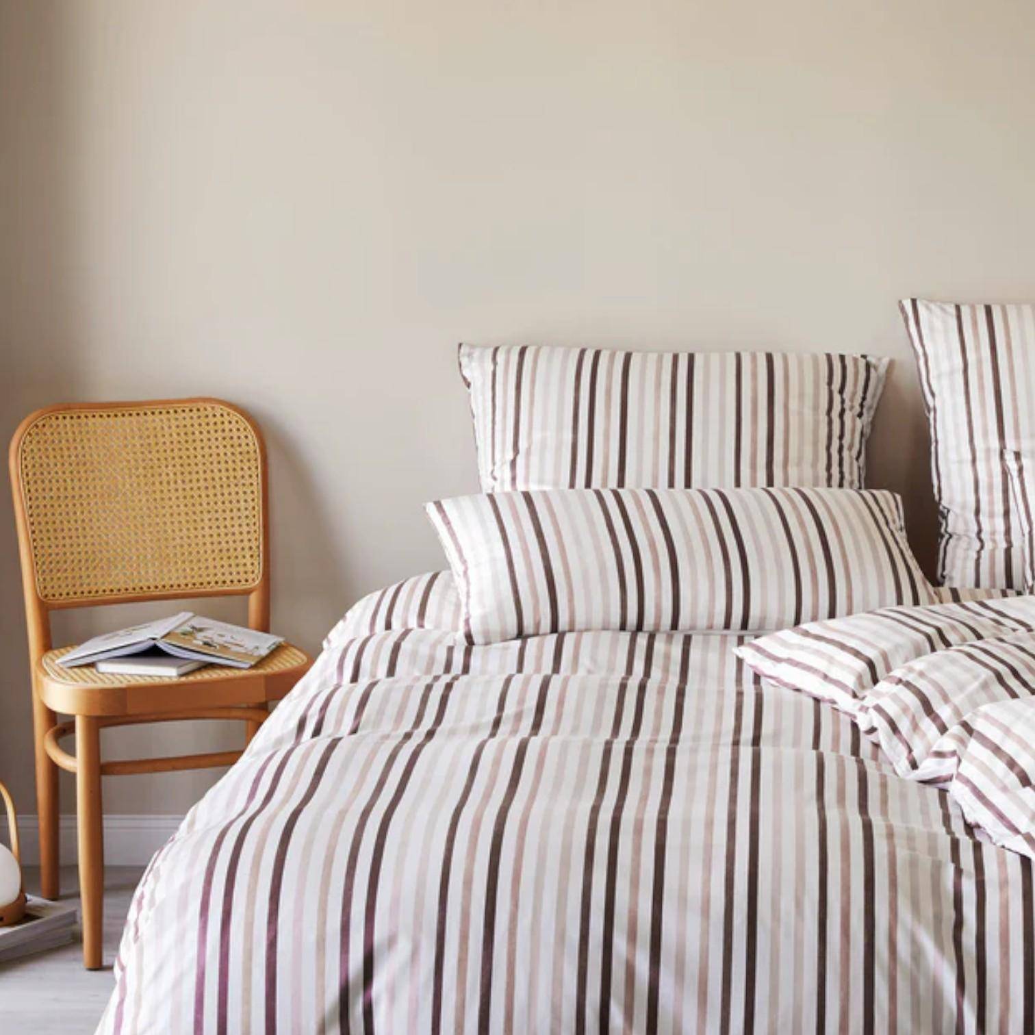 Elegante Bettwäsche Waterstripe – Streifenlook aus 100% Baumwolle