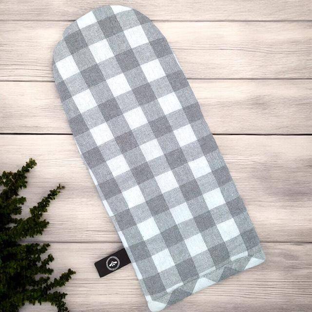 Recycled by wille - Recycelter Ofenhandschuh Sture in Grey/White Kariert