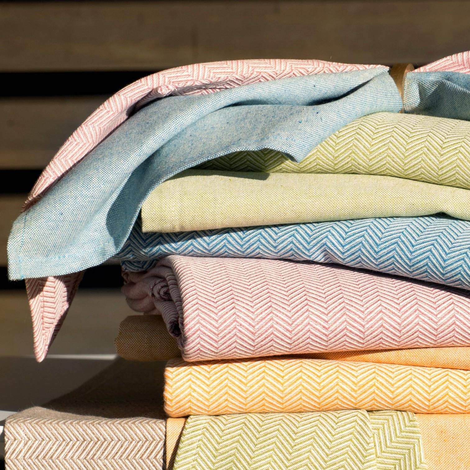Pichler Tischdecke Hogard Rosa 150 x 250 cm
