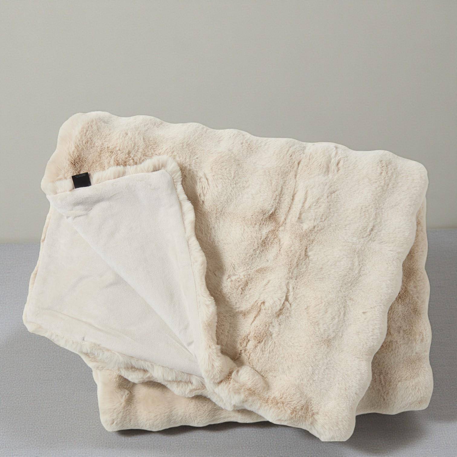 Skinnwille Plaid Misty Light Beige 140 x 220 cm