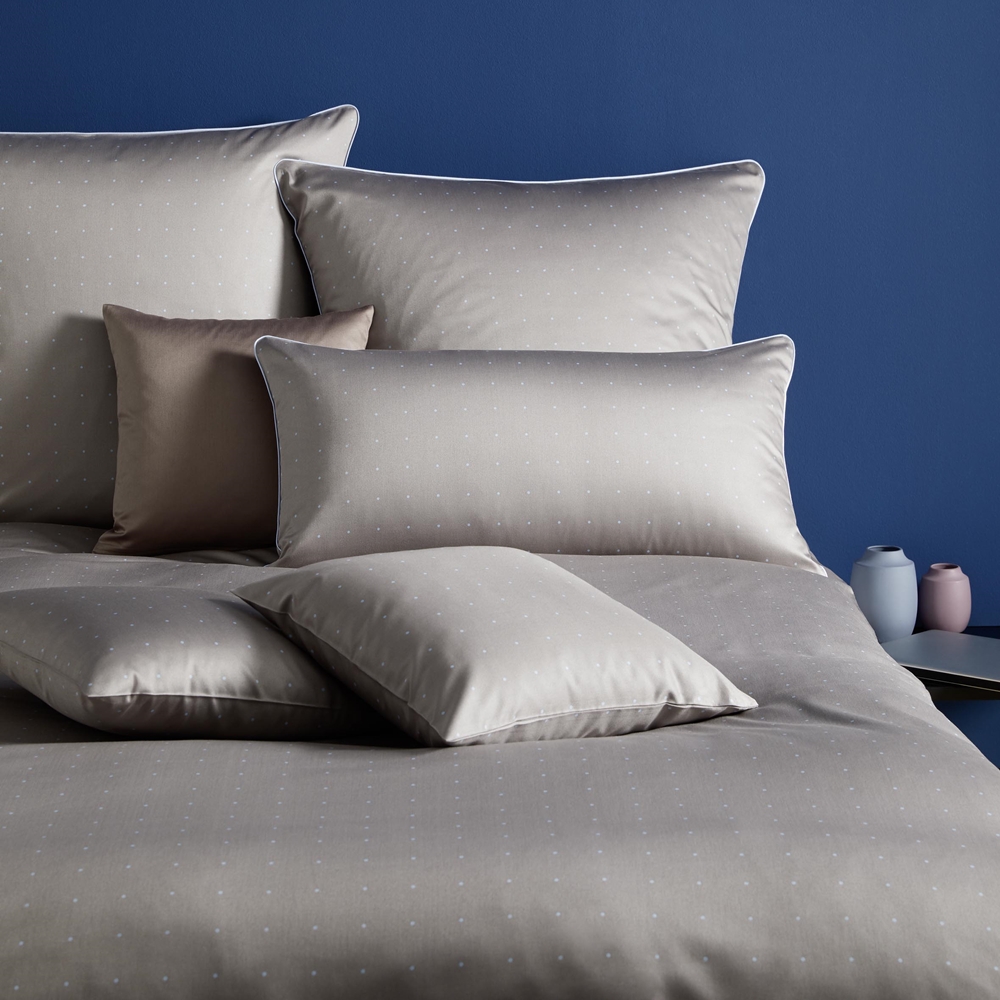 Elegante Comfort Satin Bettwäsche Domino Desert Sand 135 x 200 cm