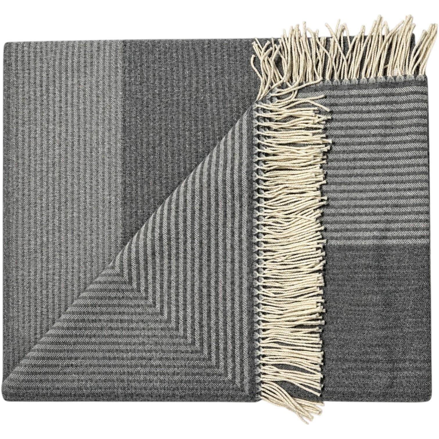 Annett Moschner Plaid Frame One Silber 130 x 195 cm