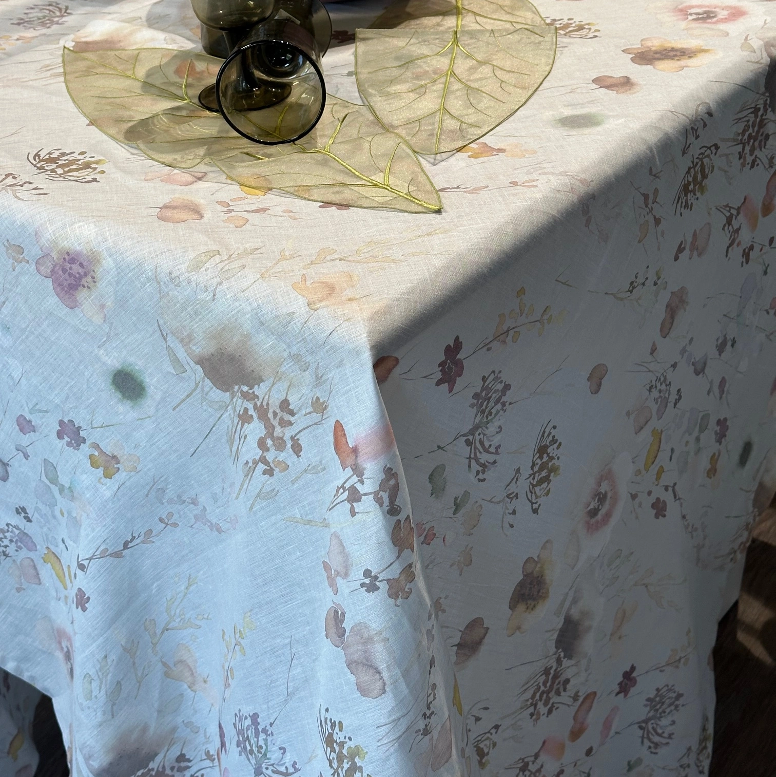 Pichler Leinen Tischläufer Ophelia in Kiesel 50 x 150 cm